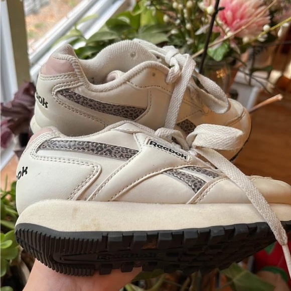 Toddler Reebok - size 11 - Picture 3 of 3